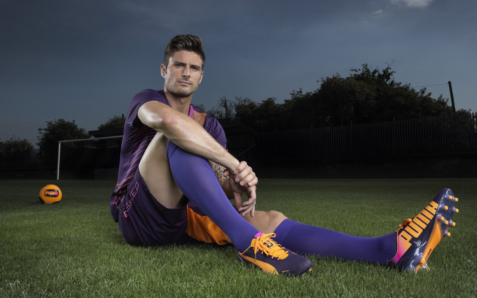 点球战术安排是否影响球队心理优势构建，点球姿势指导