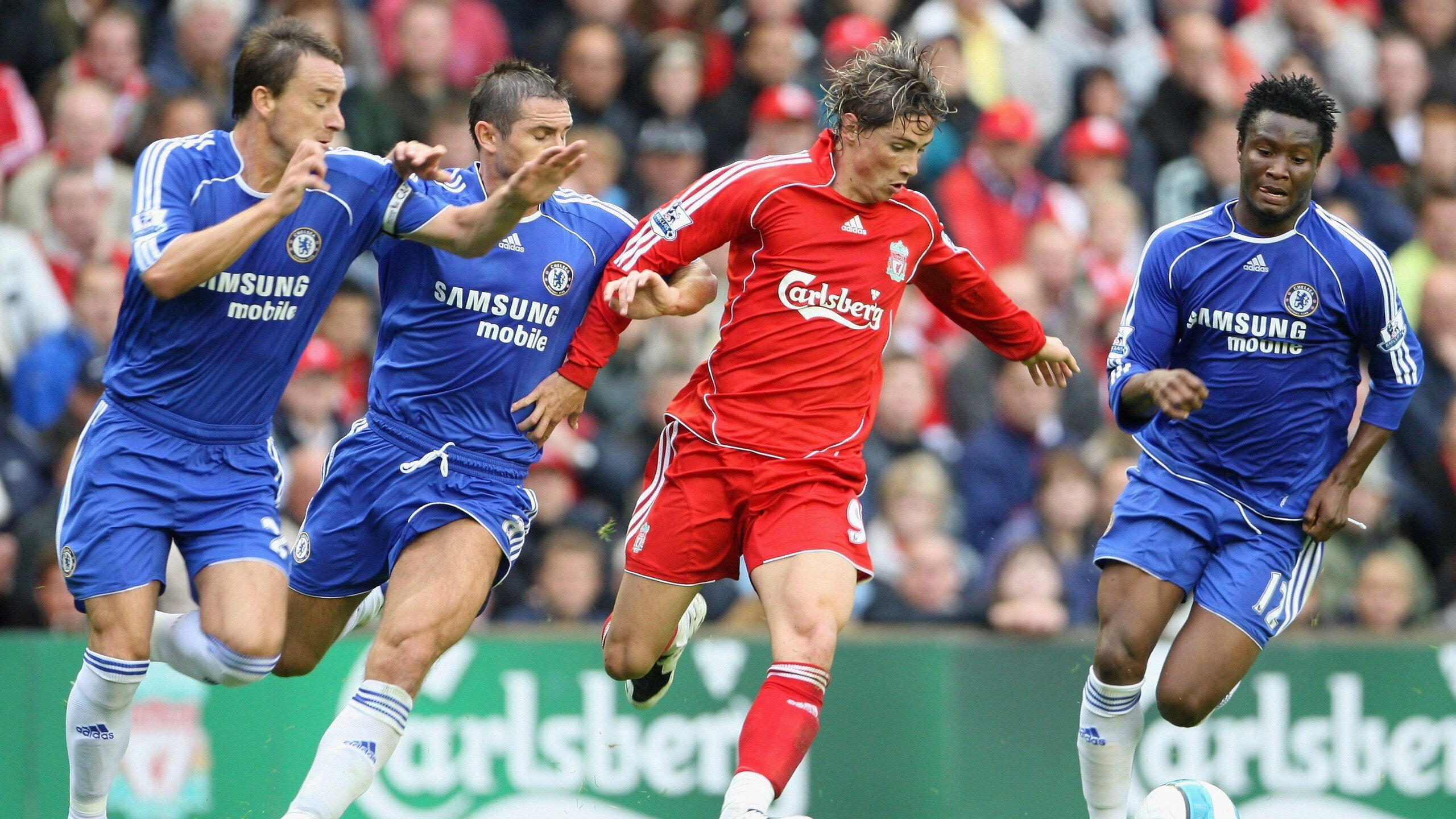 开云网页版-中国队冲刺阶段技压群雄，冲击中国足球之路